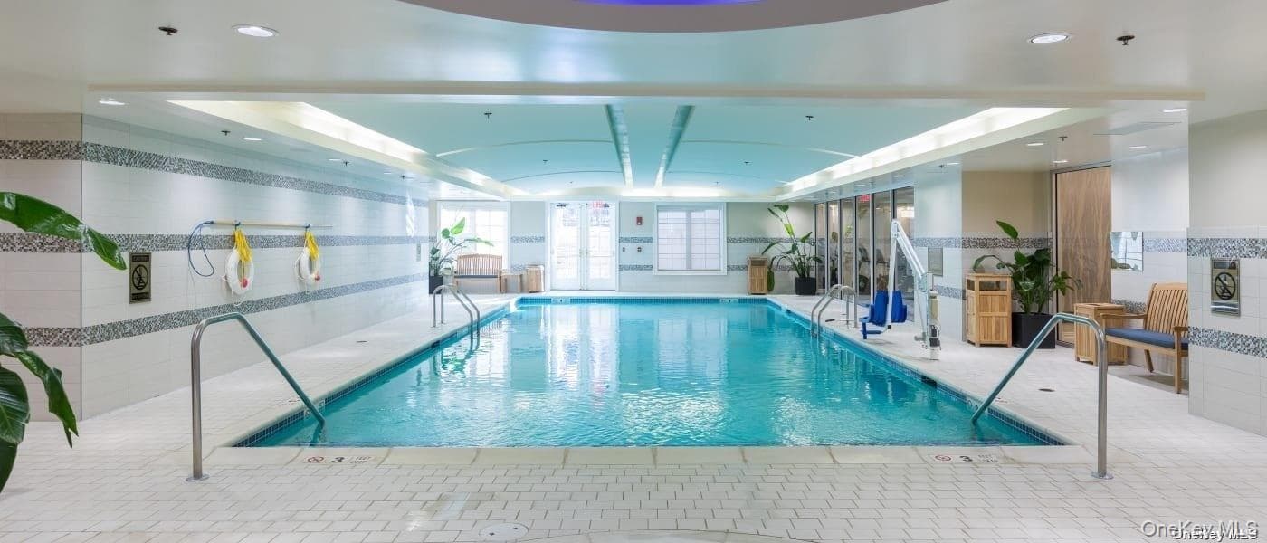3000 Royal Court Ct Unit: 3211 thumbnail 15