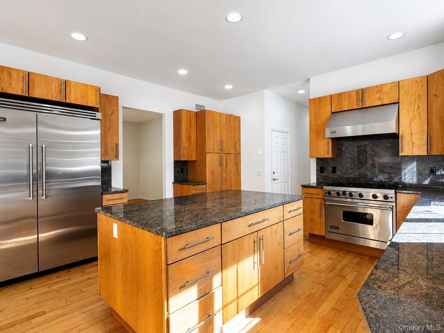61 Shore Road Unit: B thumbnail 20
