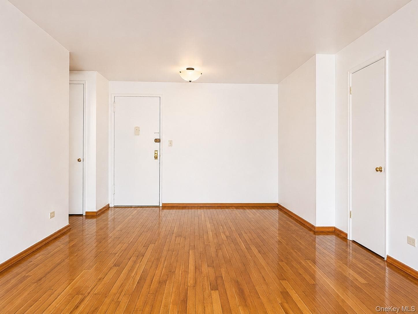 1332 Metropolitan Avenue thumbnail 2