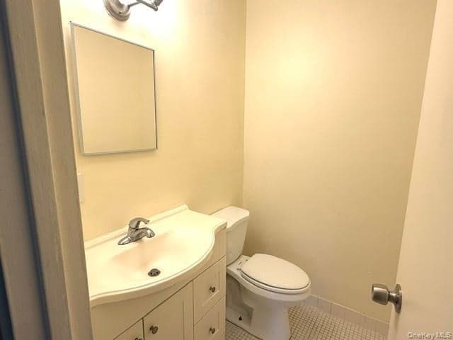 11 Sterling ST Unit: 11 thumbnail 17