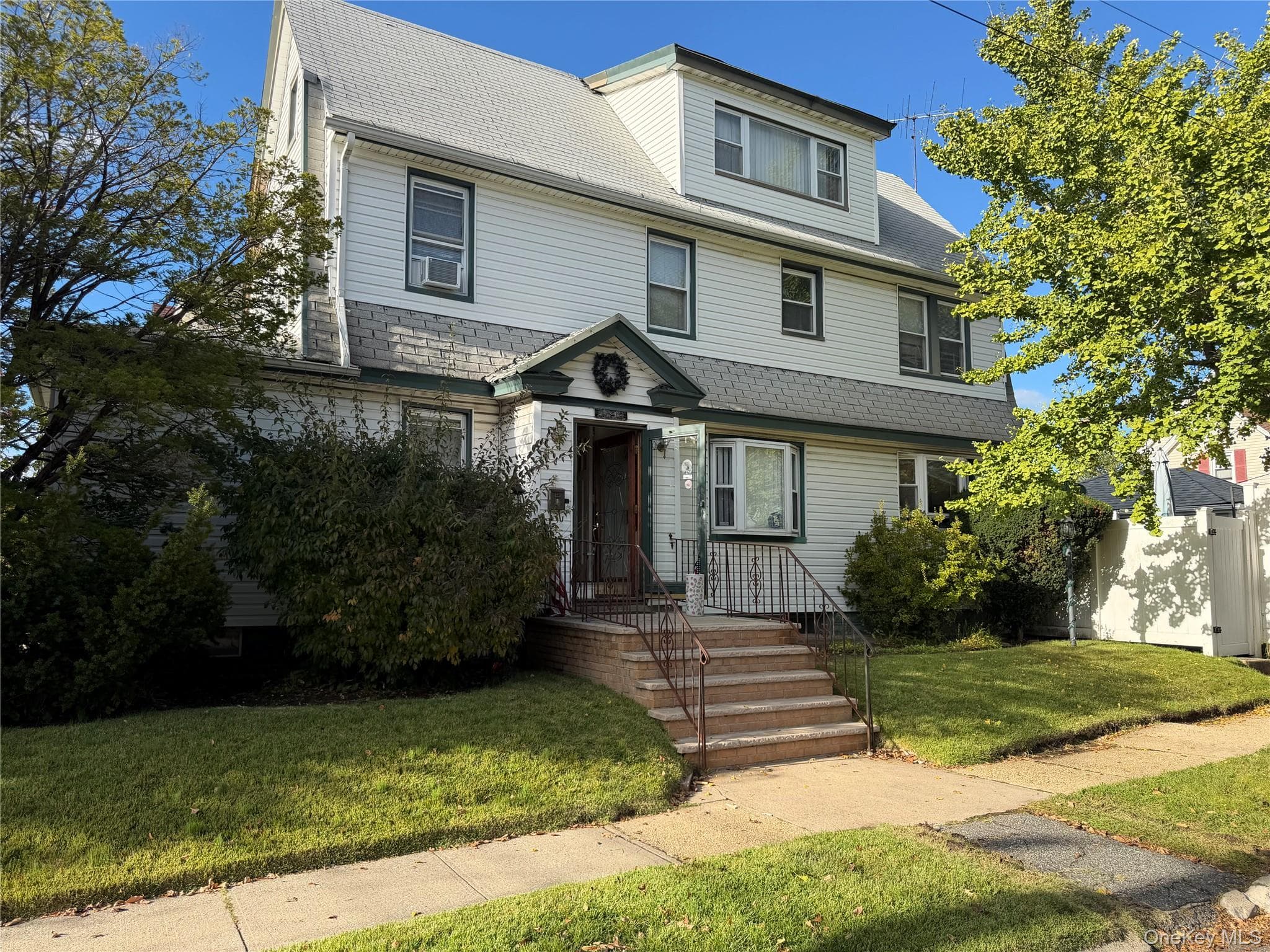 21701 91st Avenue, Queens Village
