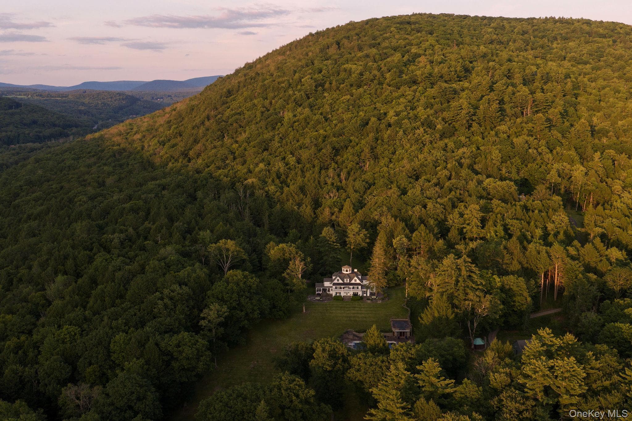 390 Erpf Road thumbnail 48