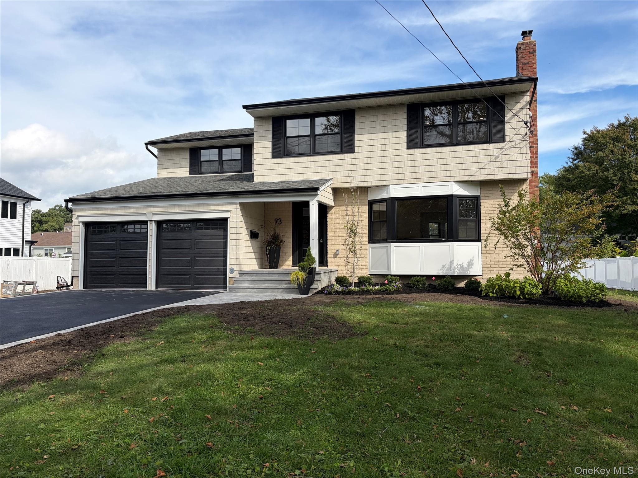 93 Eaton Lane, West Islip