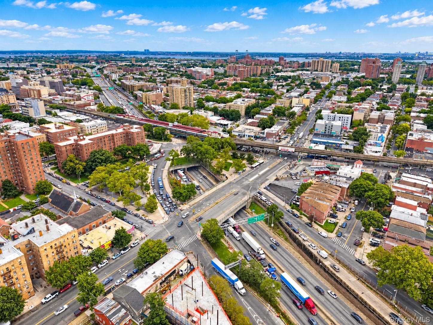 1476 White Plains Road thumbnail 10