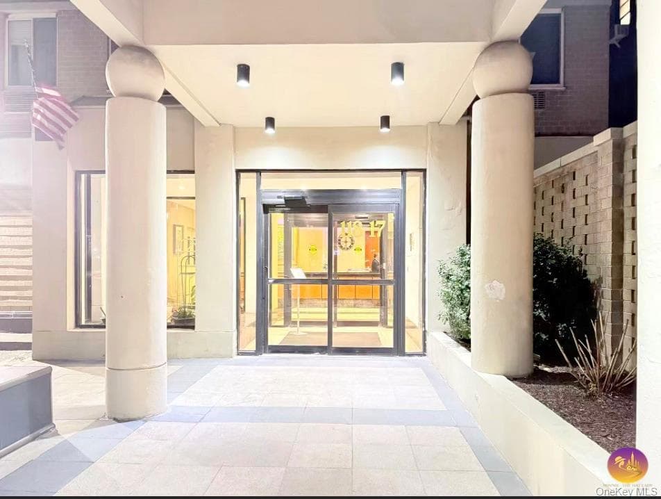 11817 Union Turnpike Unit: 14J, Forest Hills