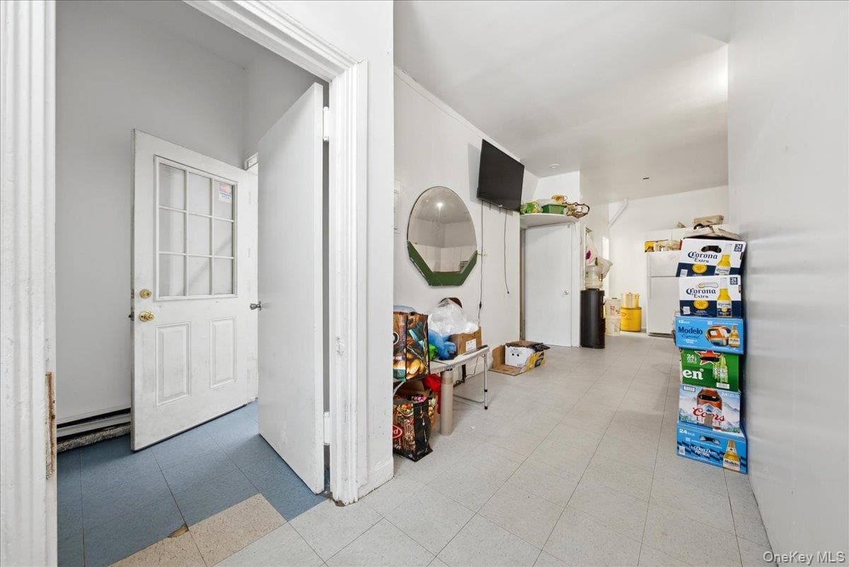 320 Jackson Avenue thumbnail 5