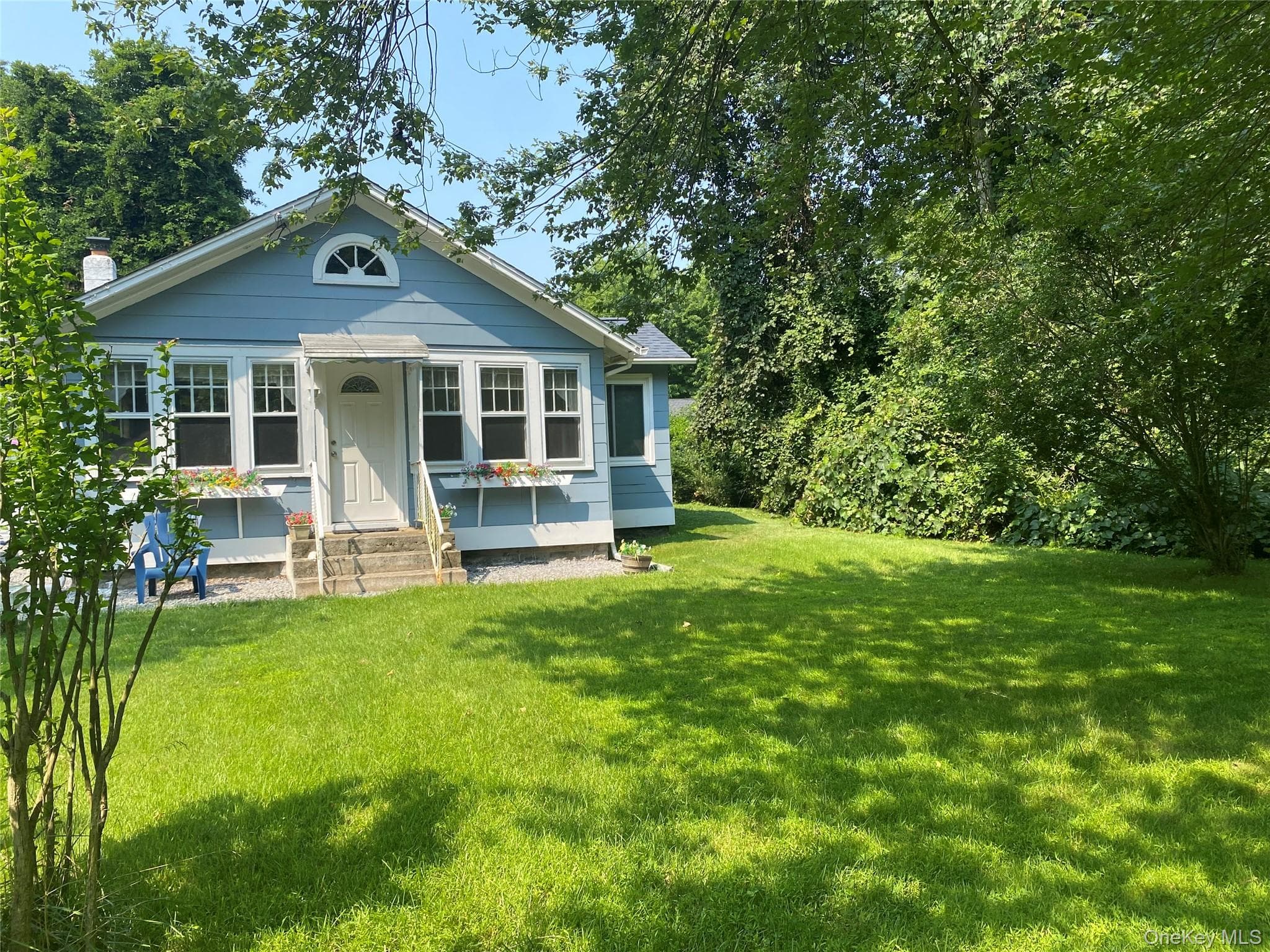 66 Longfellow Drive thumbnail 2