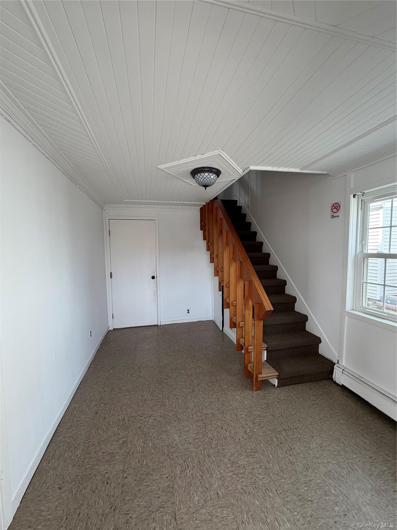 211 Roanoke Avenue thumbnail 7