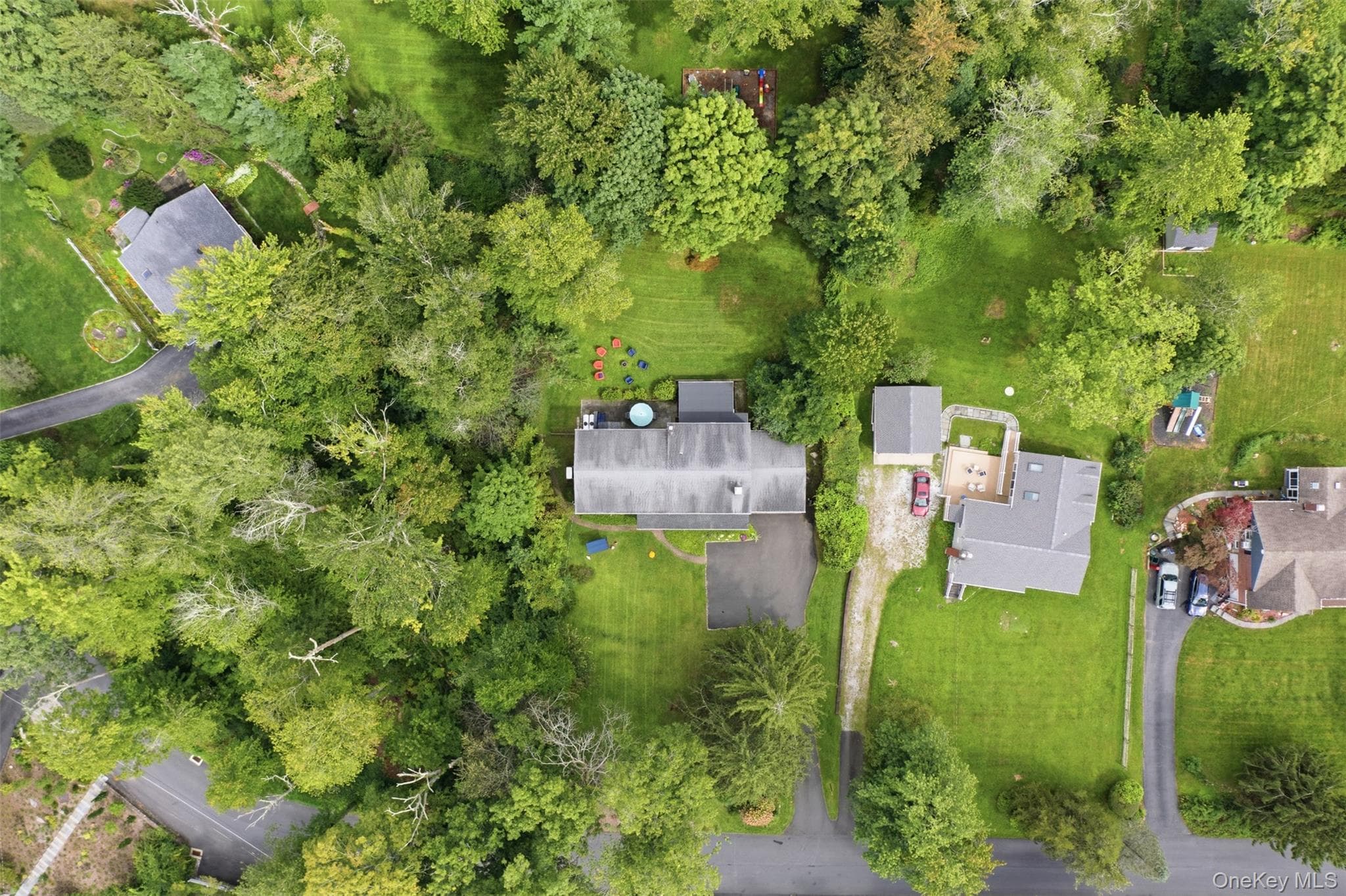 46 Truesdale Lake Drive thumbnail 43
