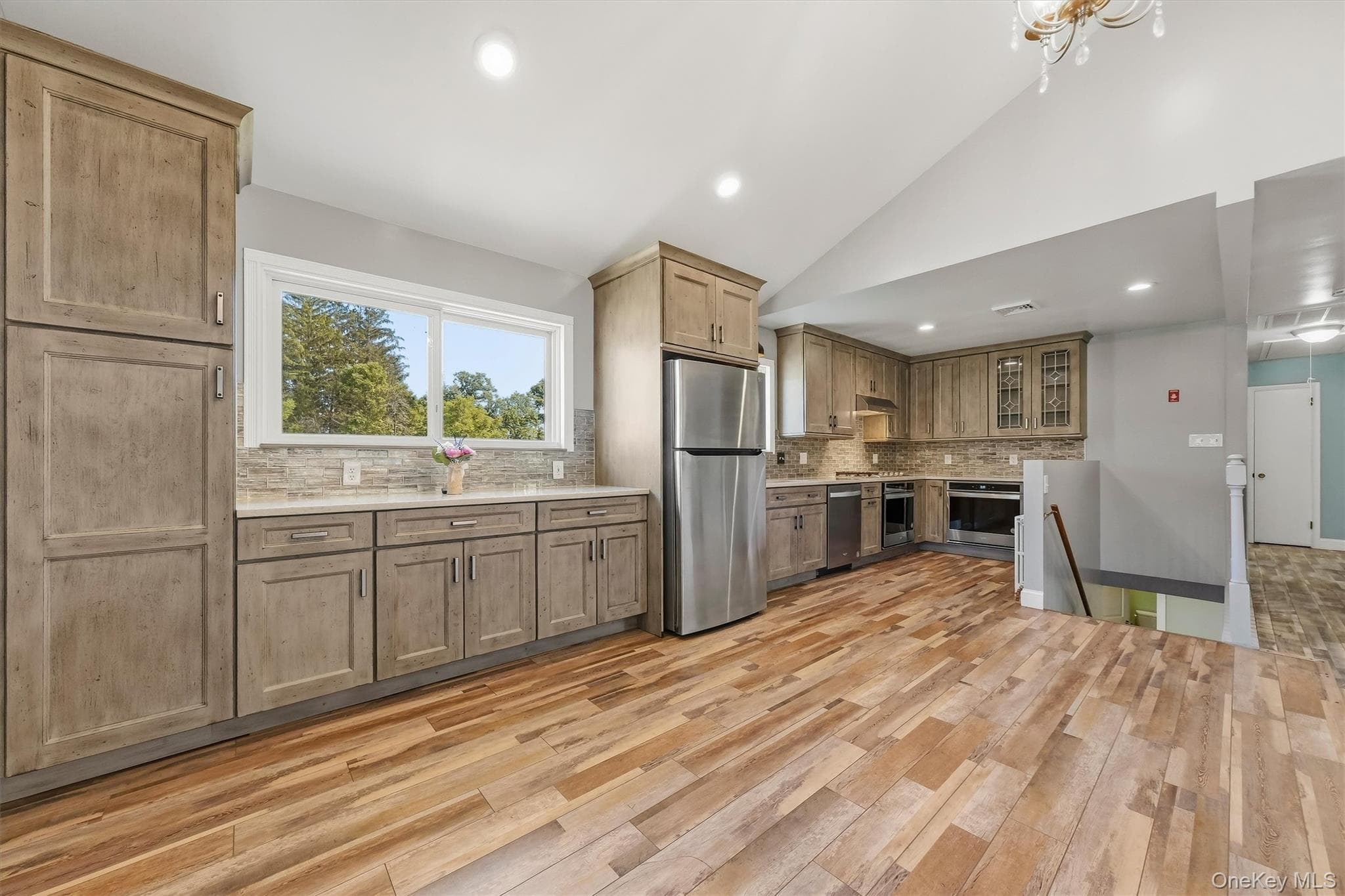 112 Lippincott Road thumbnail 12