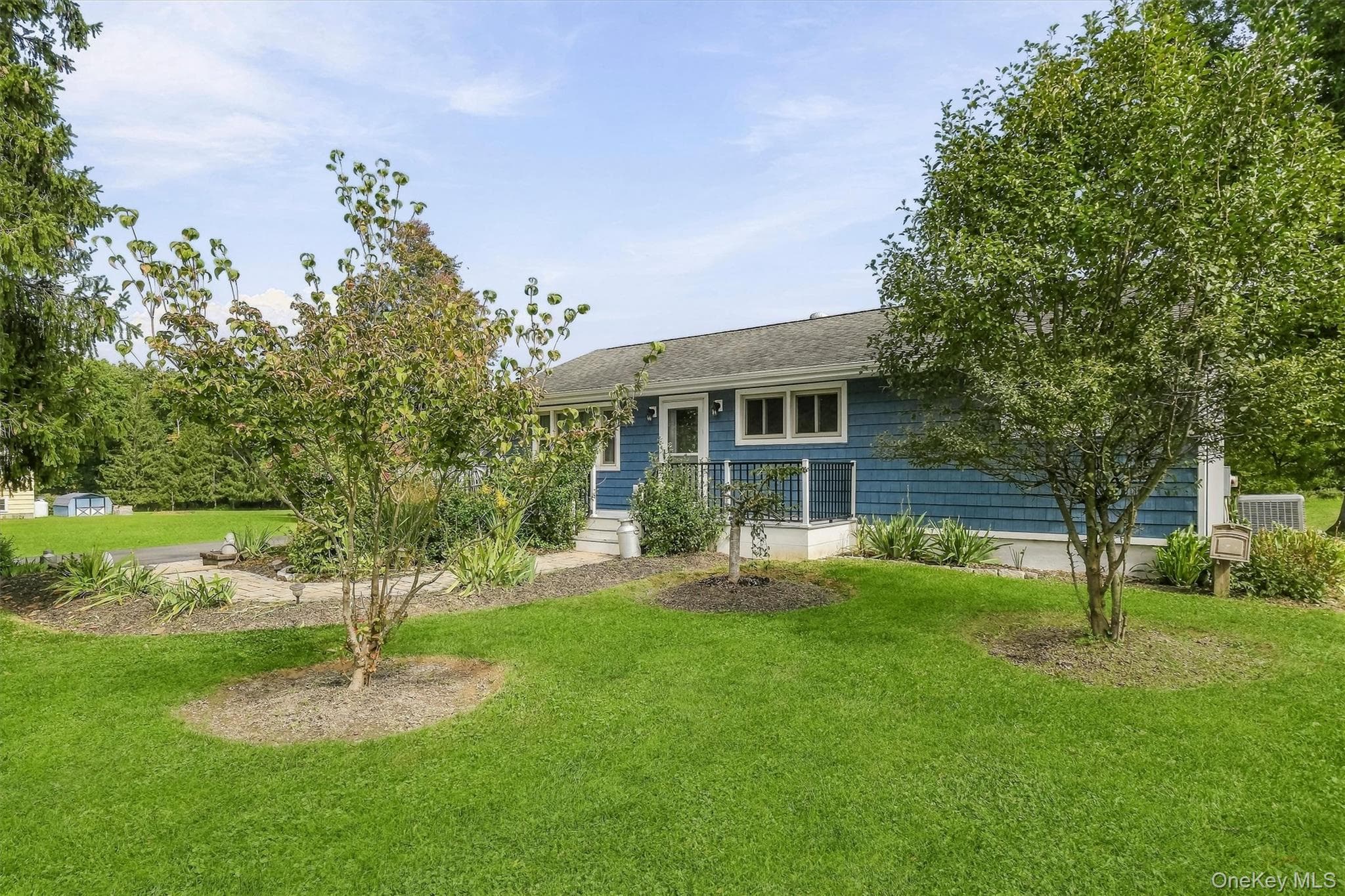 112 Lippincott Road thumbnail 5