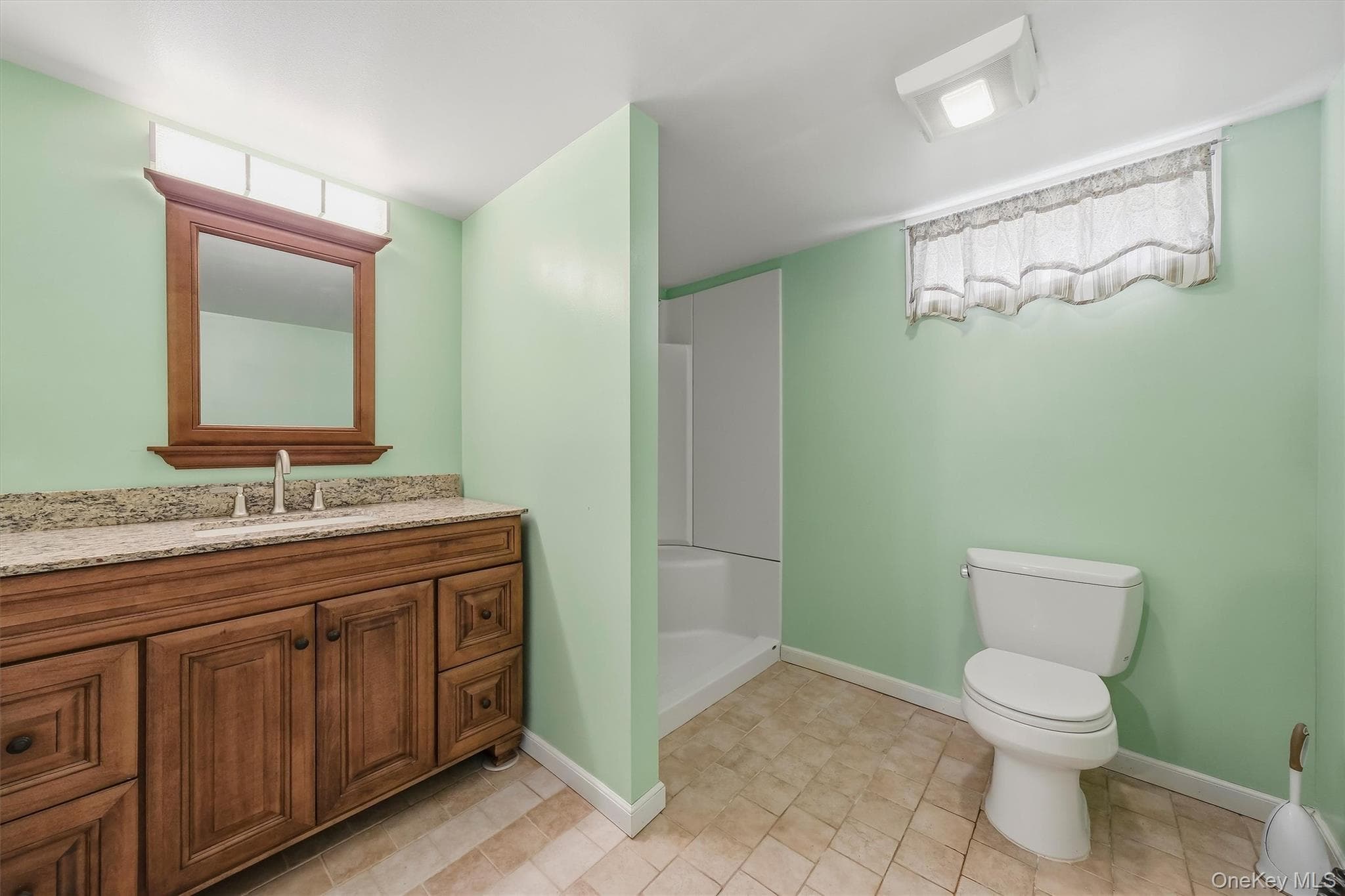 112 Lippincott Road thumbnail 29