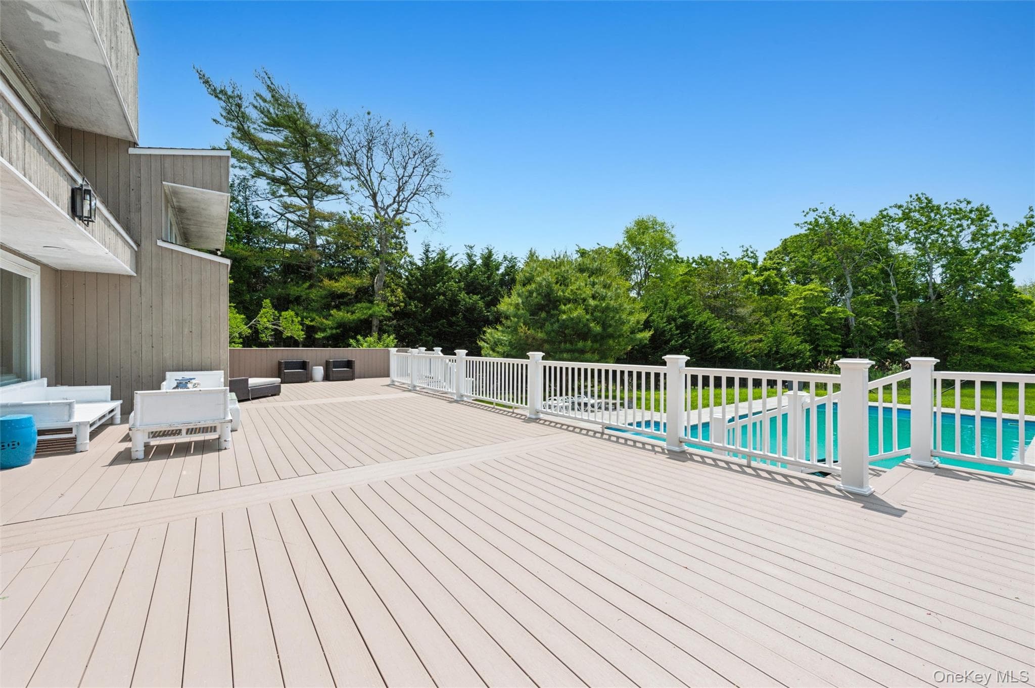 251 Sebonac Road thumbnail 12