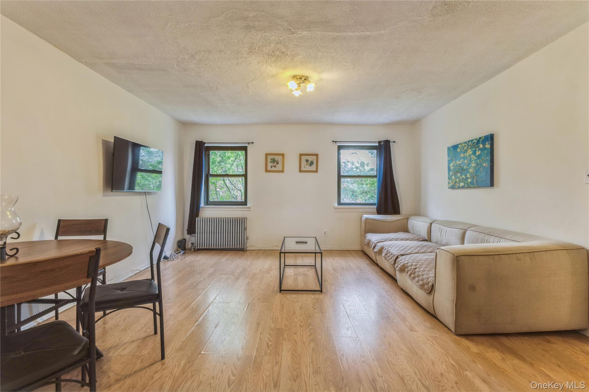 144-14 77 Road Unit: 3A, Kew Garden Hills