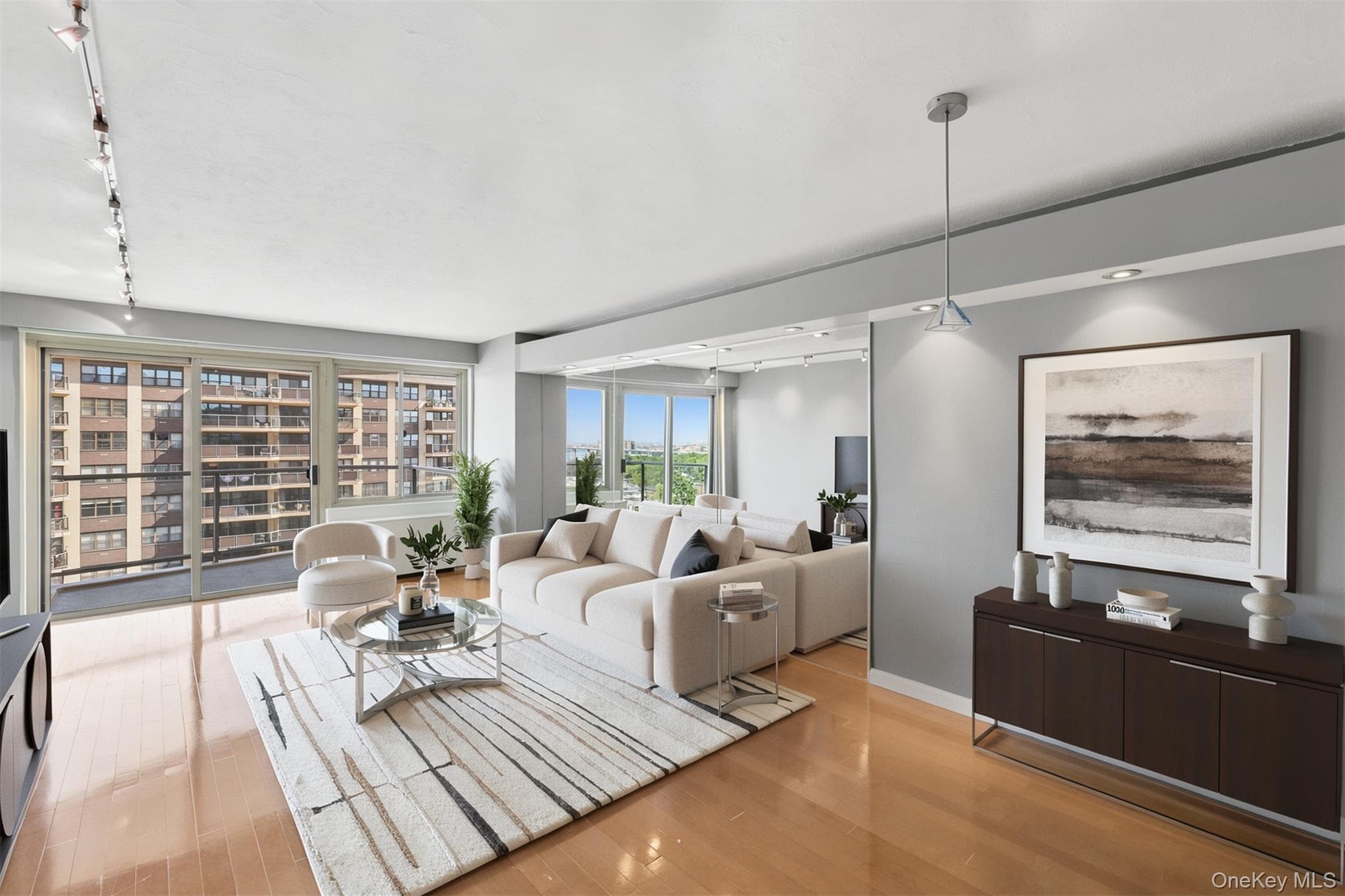 18-15 215th Street Unit: 15L, Bayside