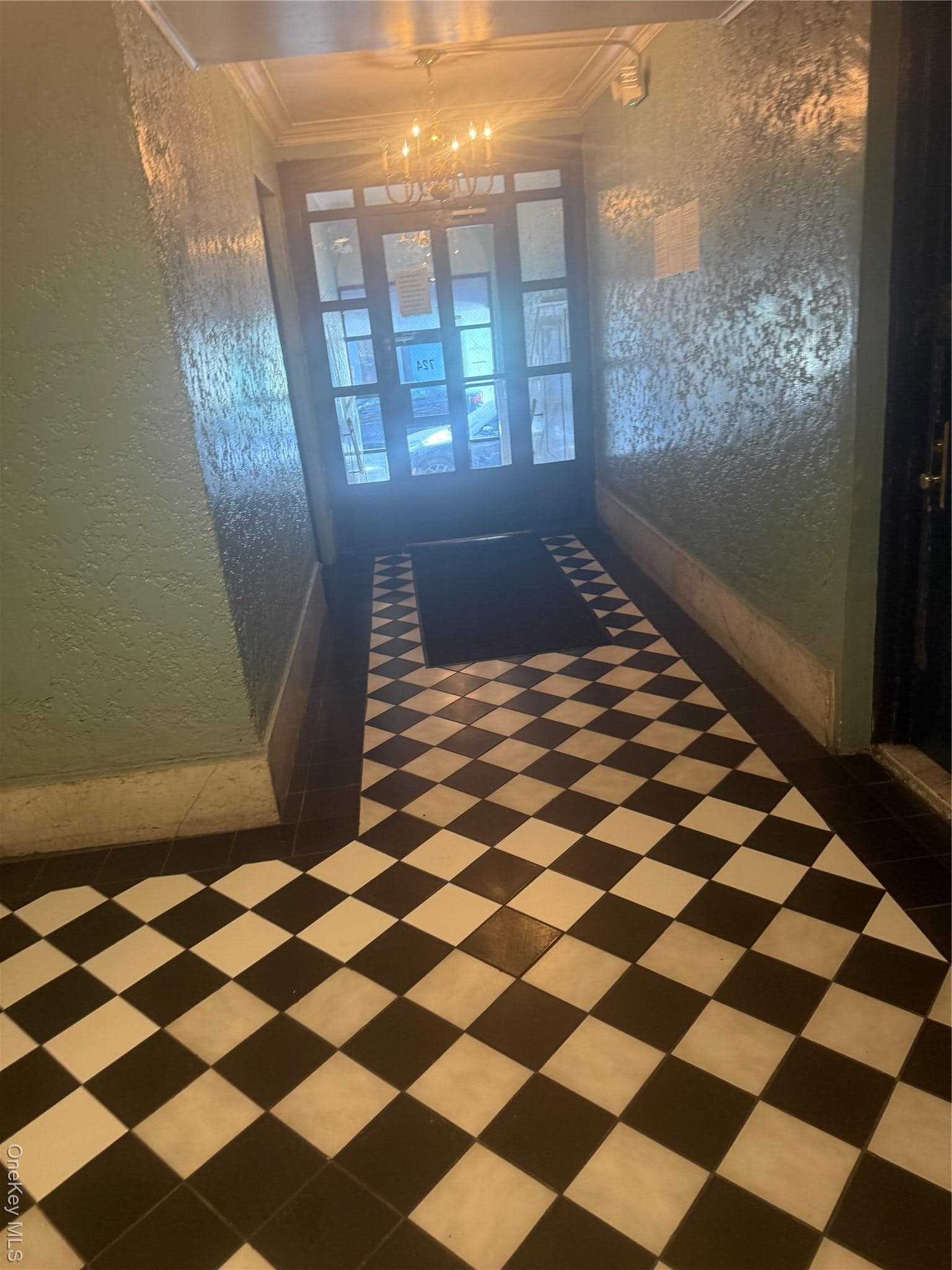 724 E 216 Street Unit: 2C thumbnail 3