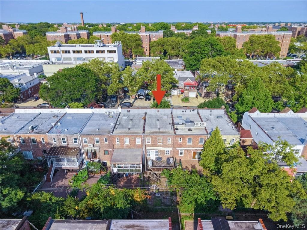 2340 E 29th Street thumbnail 25