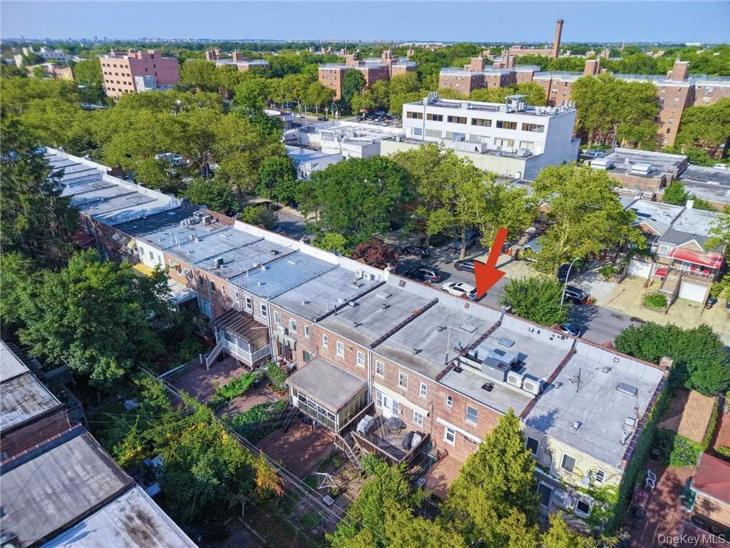 2340 E 29th Street thumbnail 27