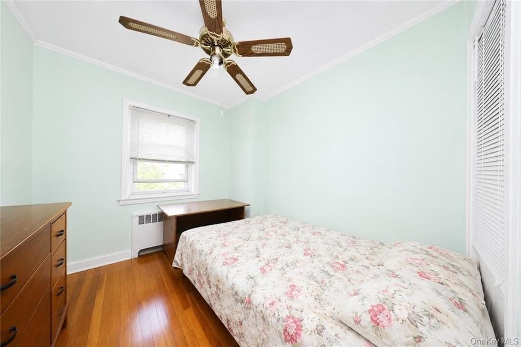 2340 E 29th Street thumbnail 13