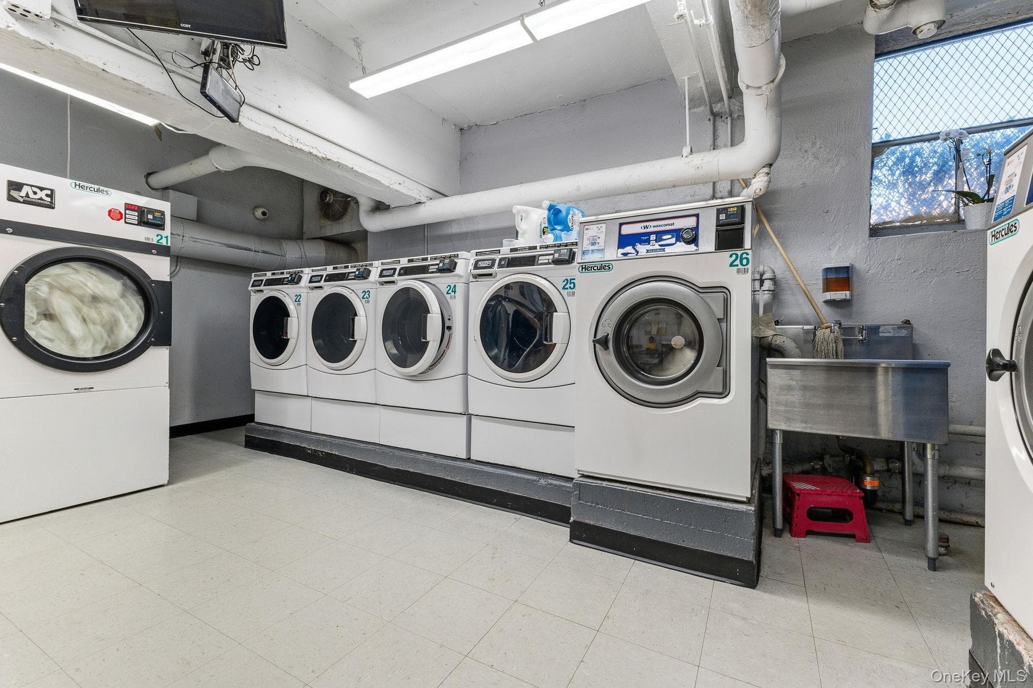 5621 Netherland Avenue Unit: 6B thumbnail 7