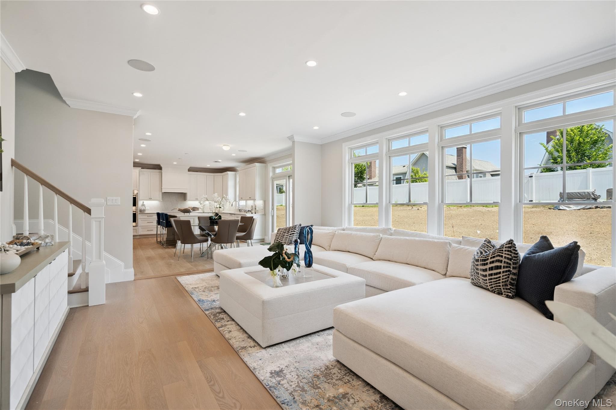 44 Plainview Road thumbnail 8