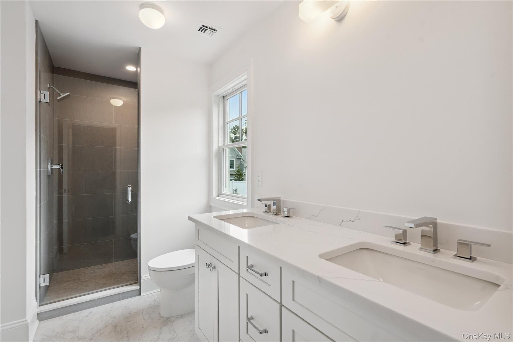 44 Plainview Road thumbnail 33