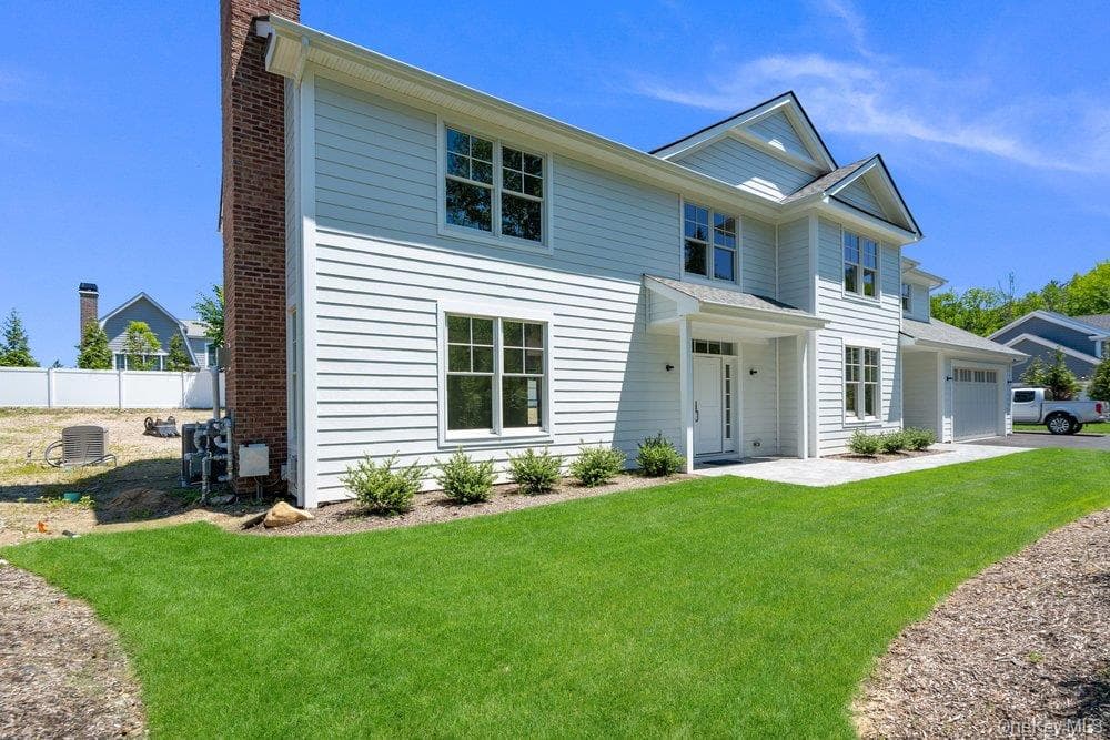44 Plainview Road thumbnail 3