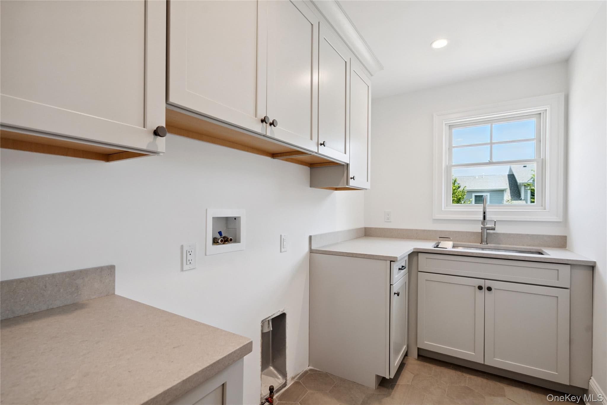 44 Plainview Road thumbnail 42