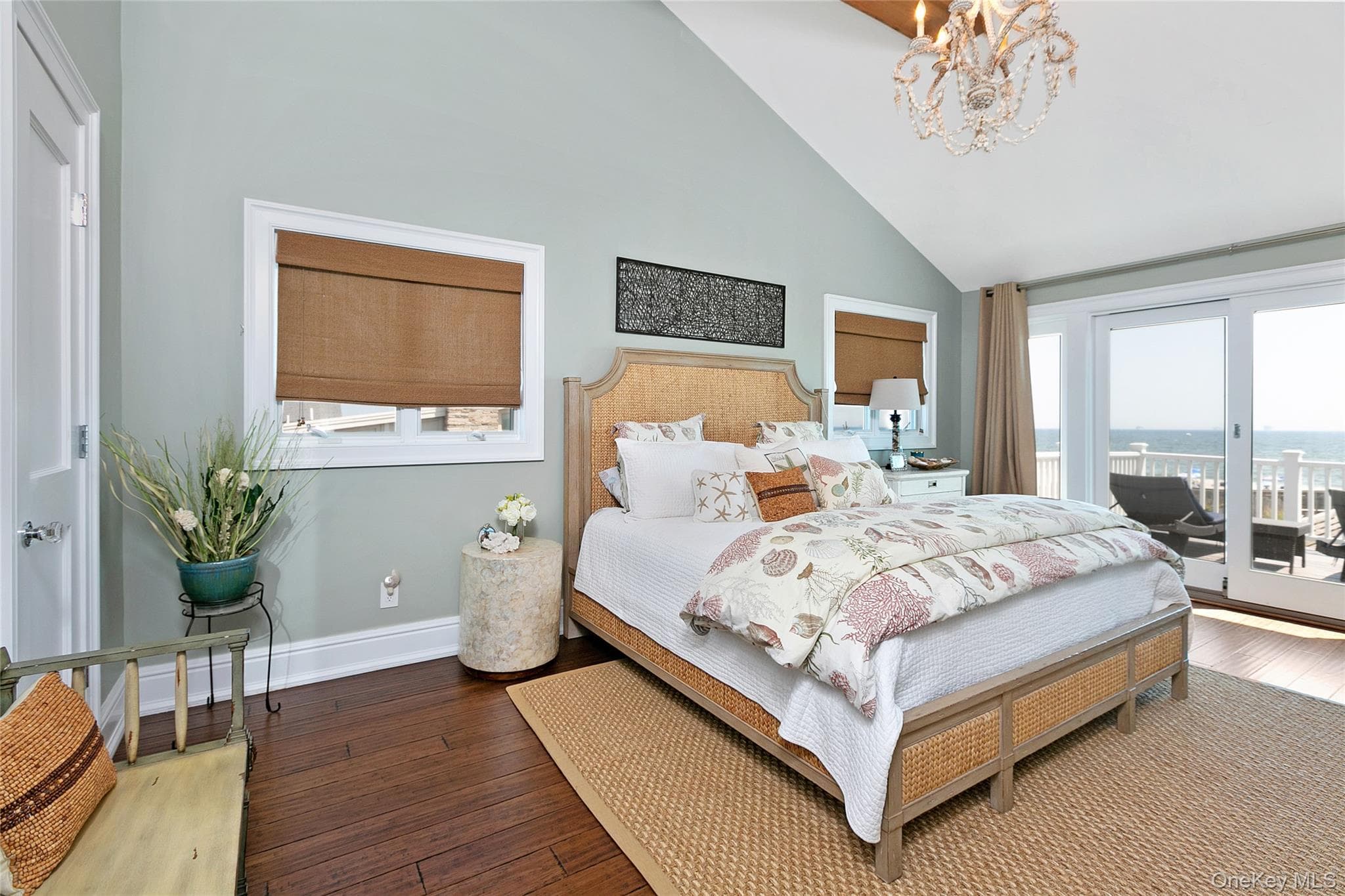 879 Oceanfront thumbnail 27