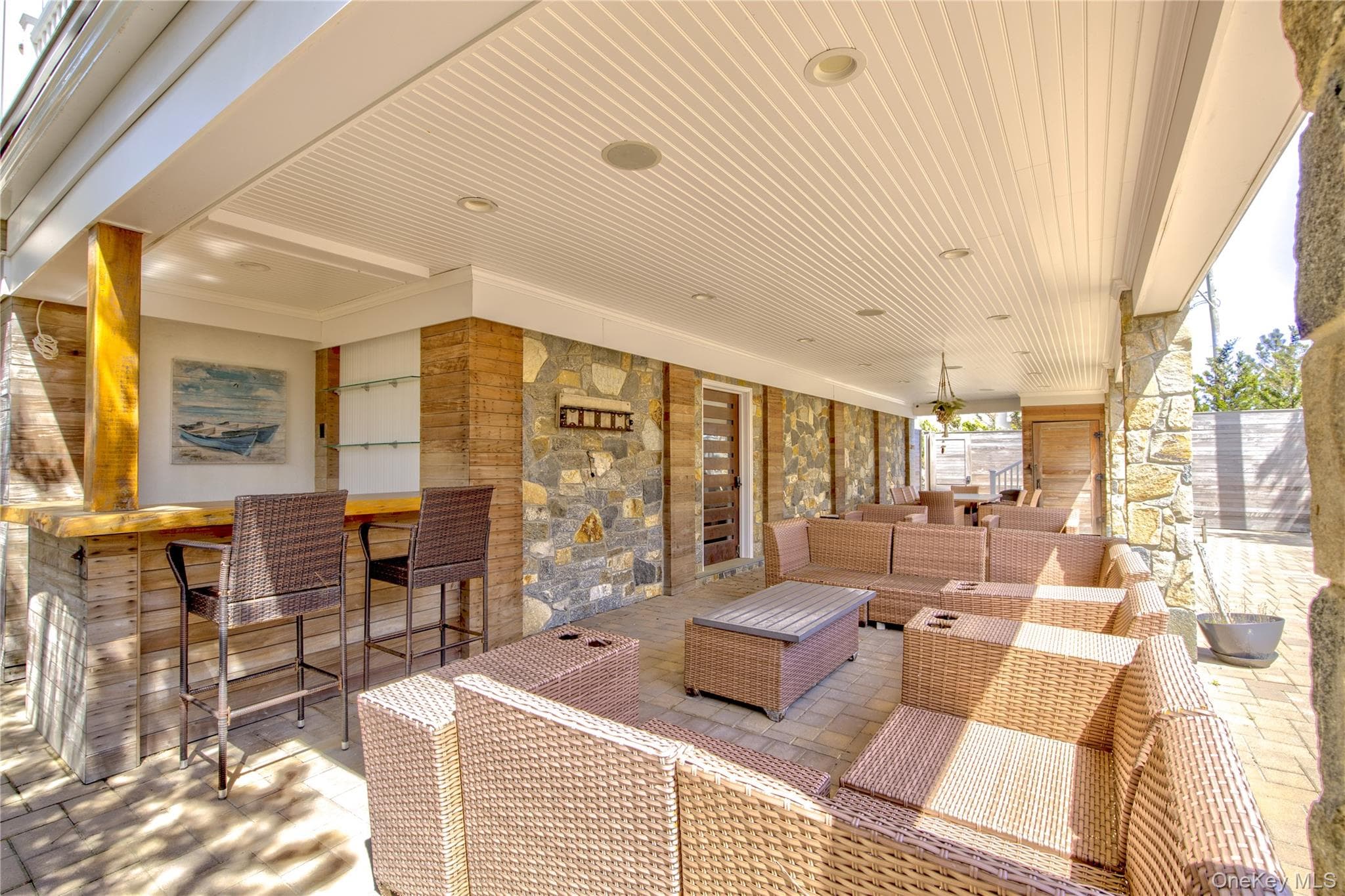 879 Oceanfront thumbnail 43