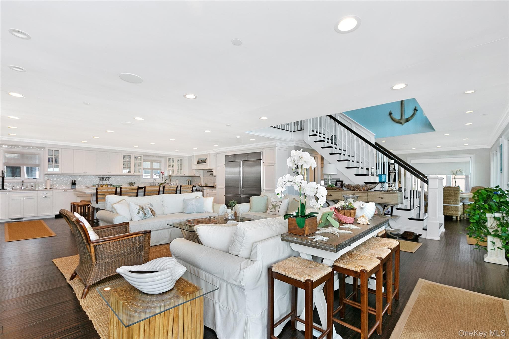 879 Oceanfront thumbnail 15