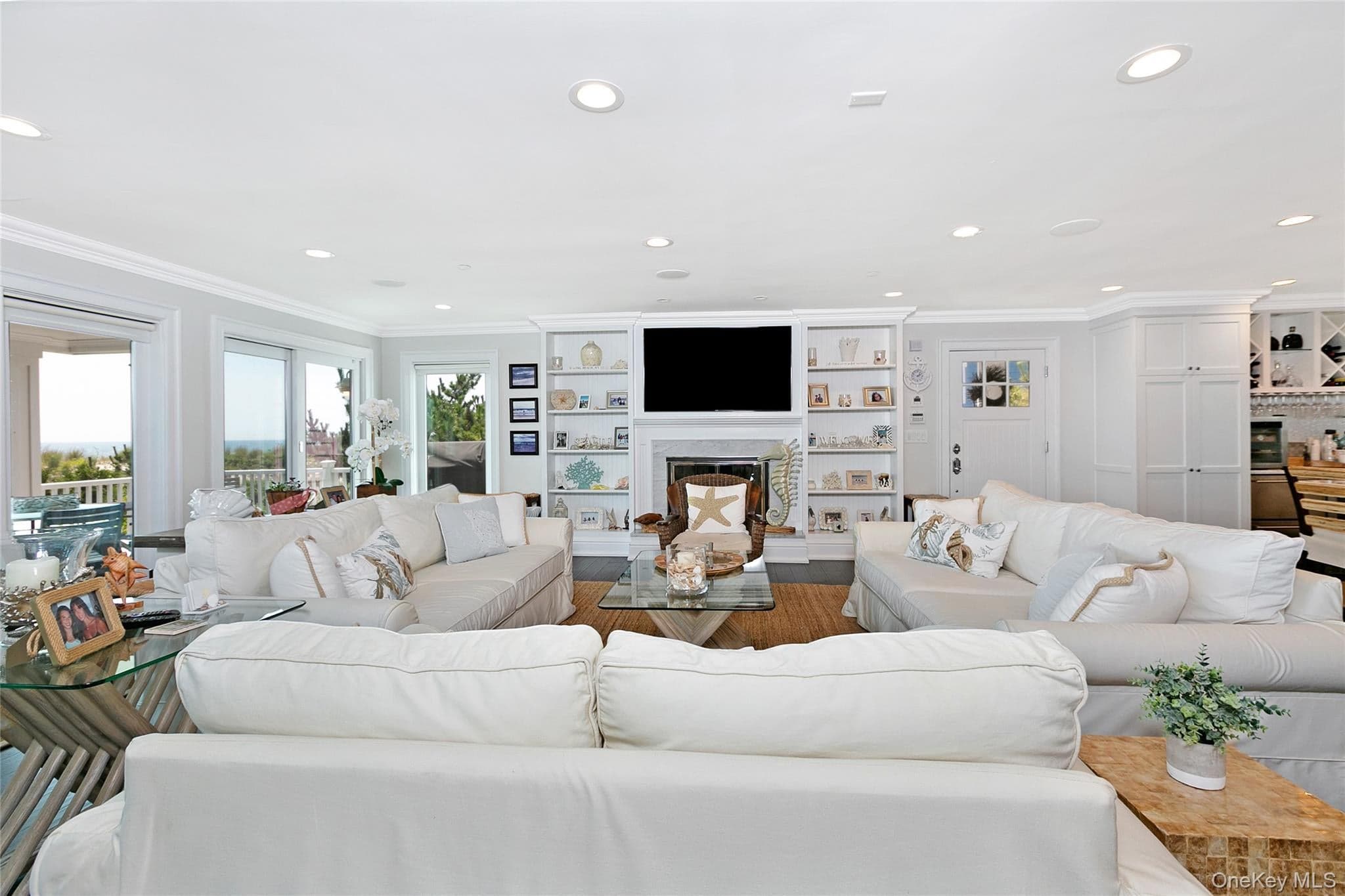 879 Oceanfront thumbnail 13