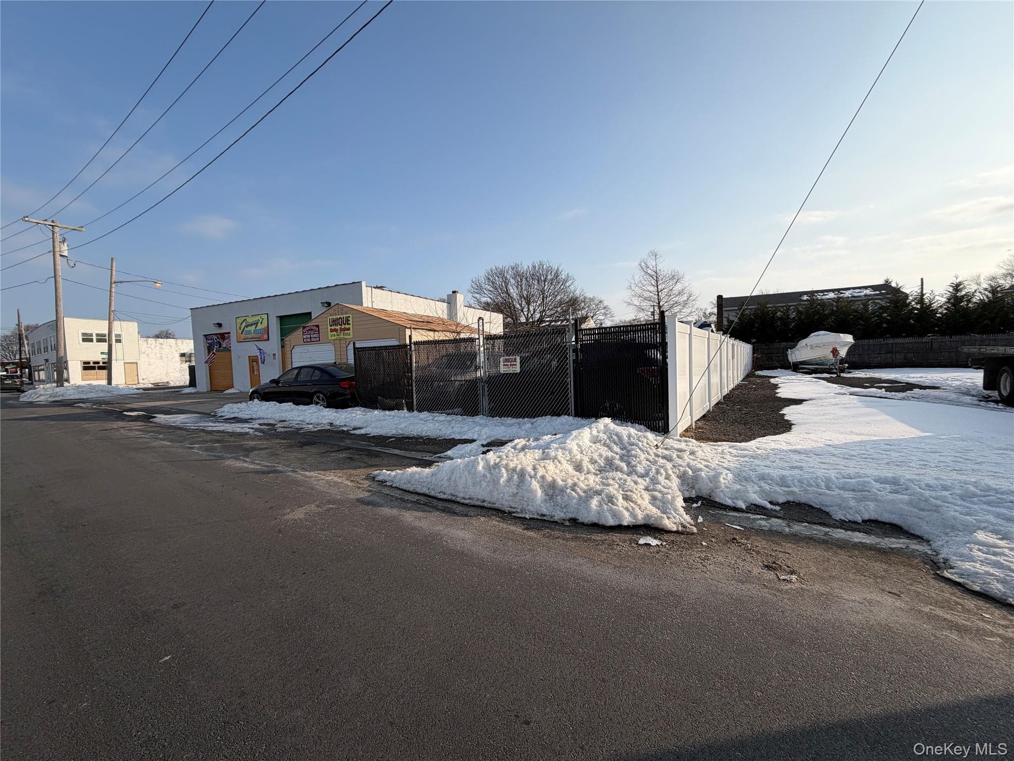 620 Shore Road thumbnail 4