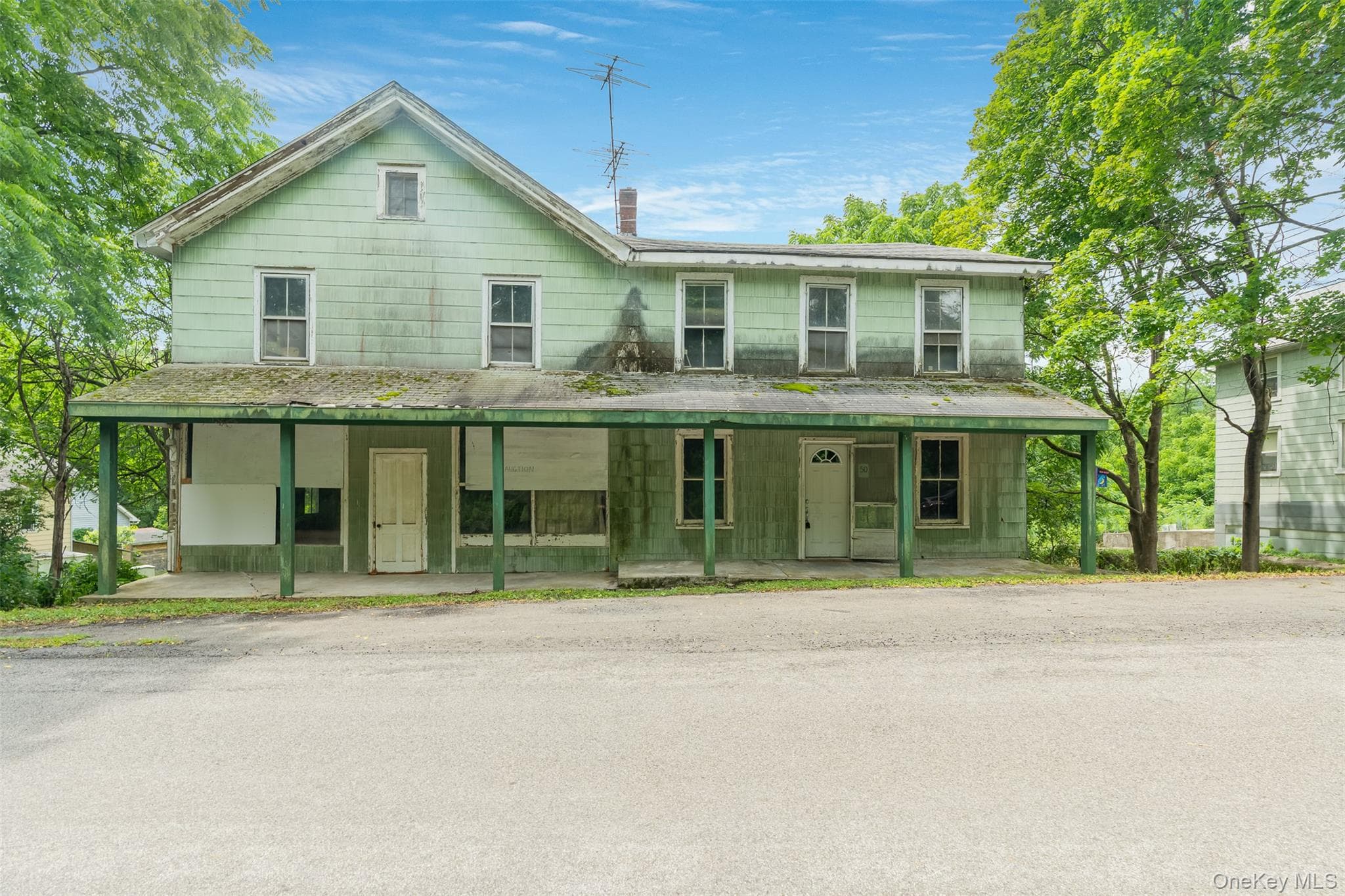 50 Maple Street photo 1