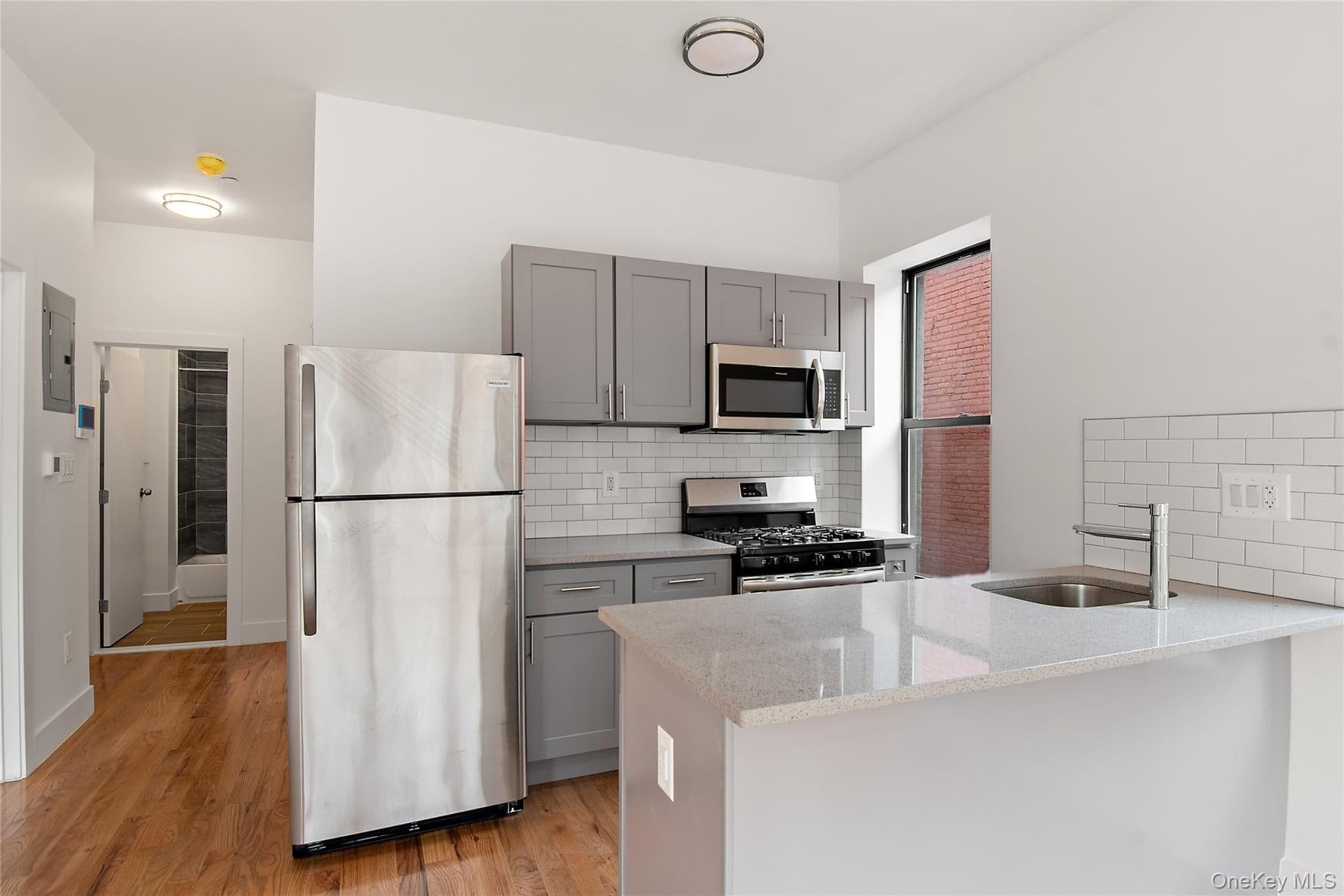 1845 Andrews Avenue thumbnail 22