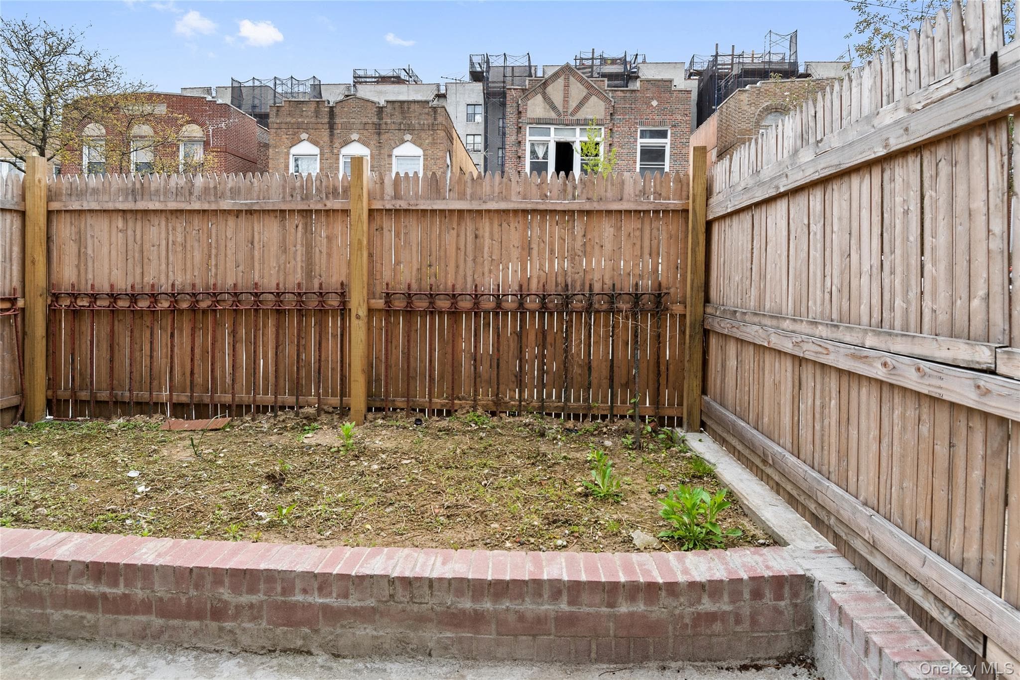 1845 Andrews Avenue thumbnail 43