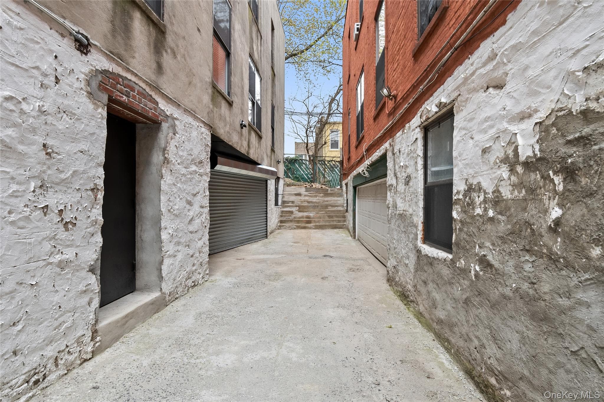 1845 Andrews Avenue thumbnail 46