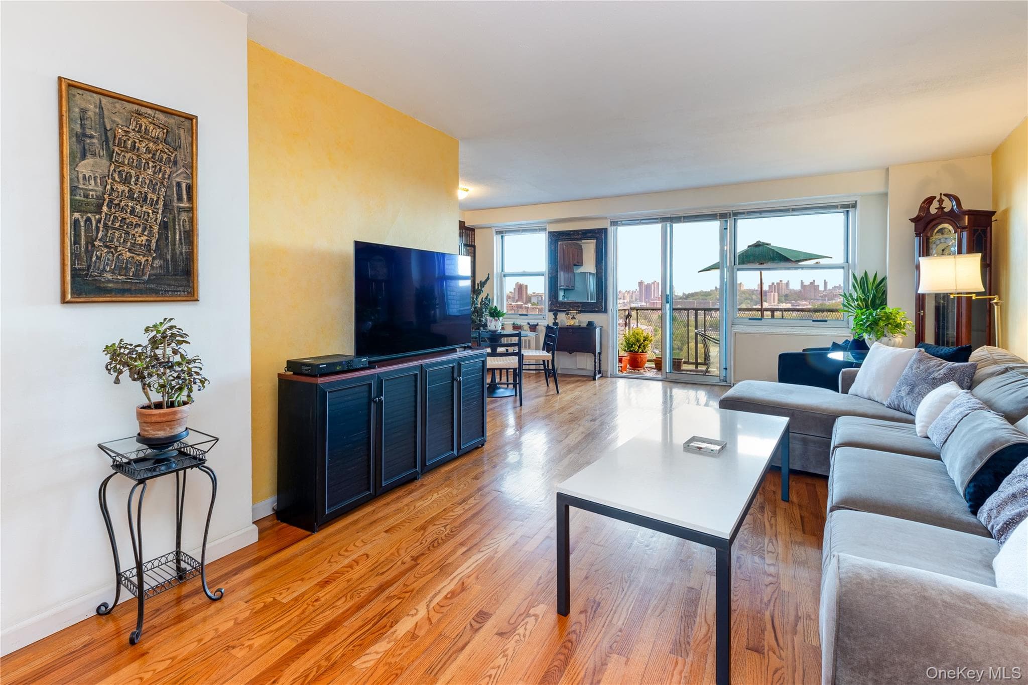 2400 Johnson Avenue Unit: 12F thumbnail 8