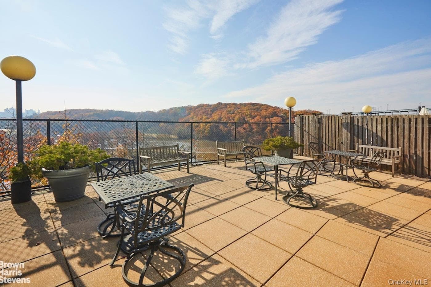 2400 Johnson Avenue Unit: 12F thumbnail 15