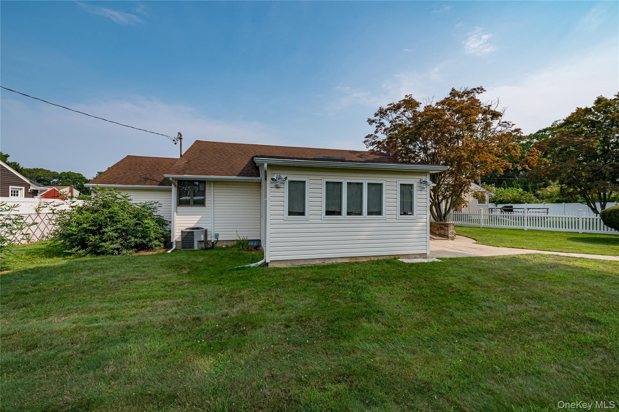 3986 Maplewood Drive thumbnail 19