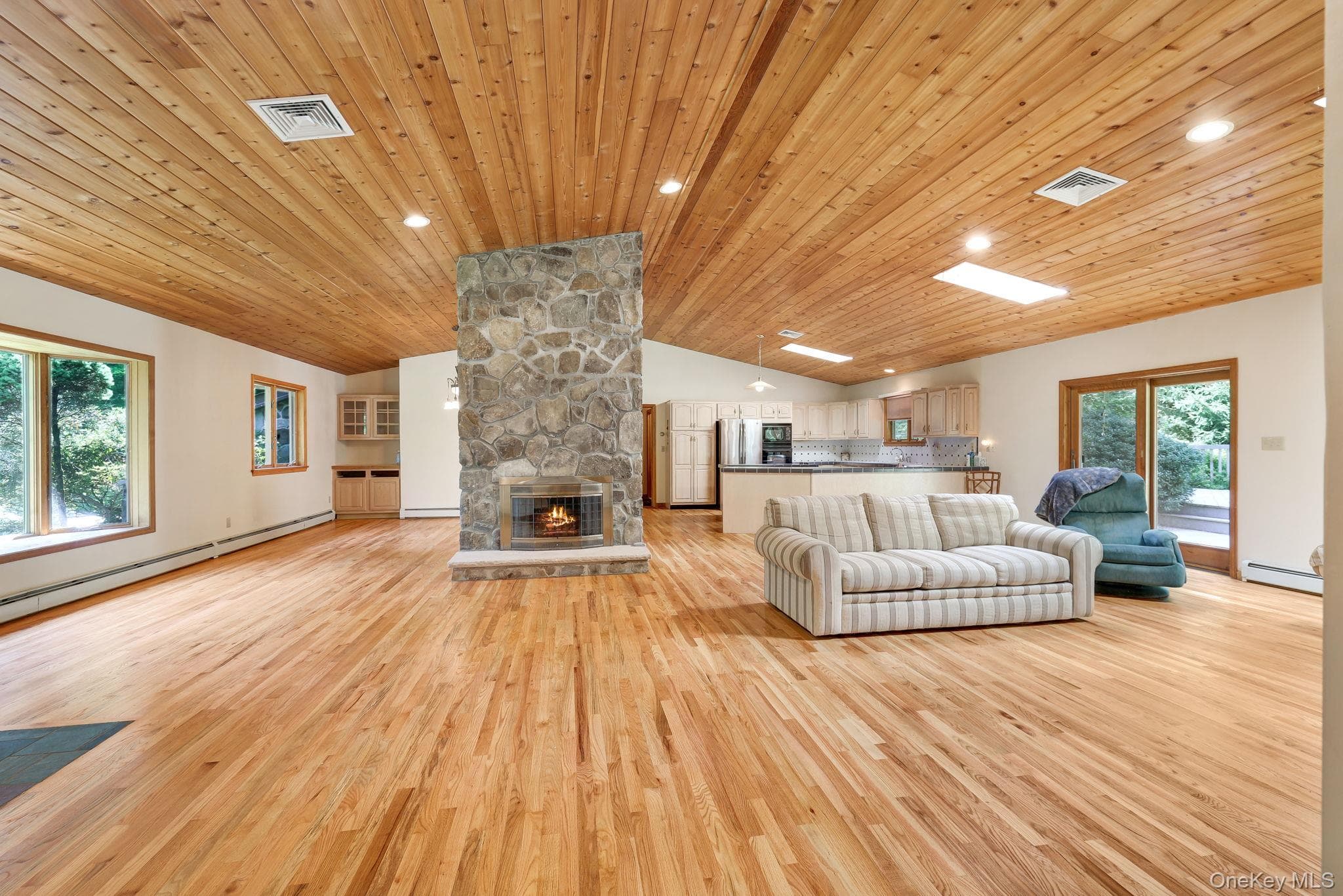 1169 Ridgebury Road thumbnail 3