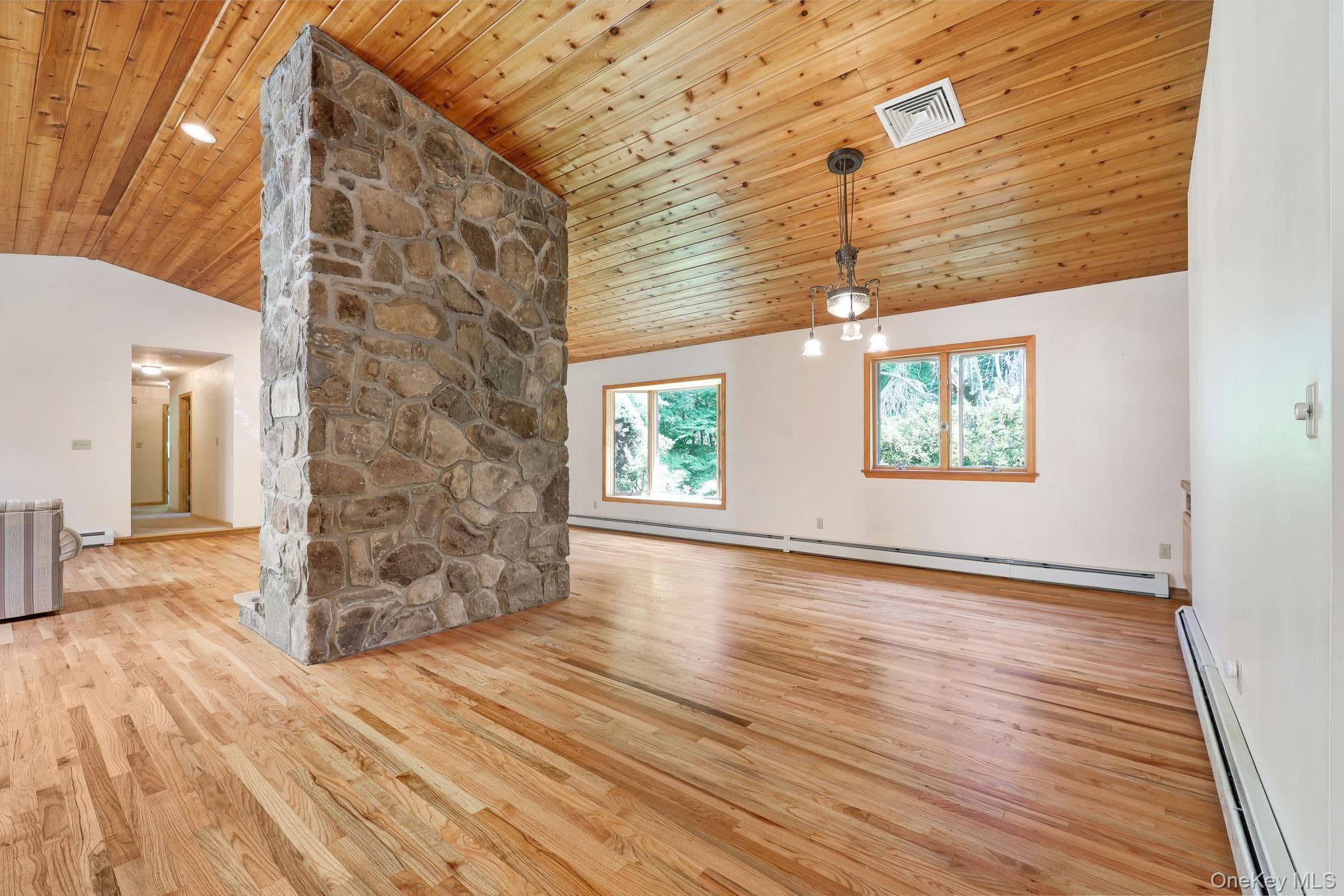 1169 Ridgebury Road thumbnail 6