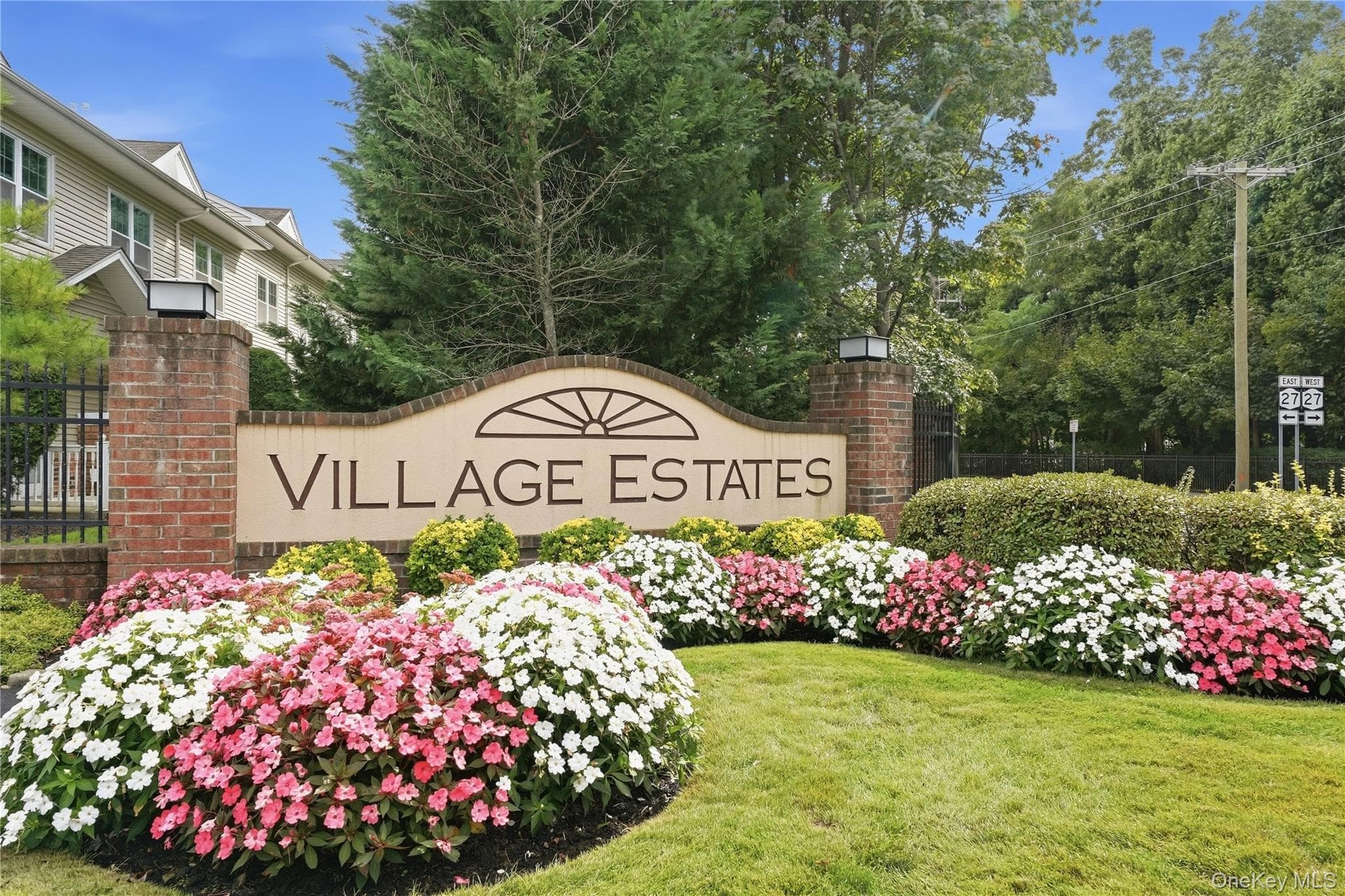 137 Francesca Way, Amityville