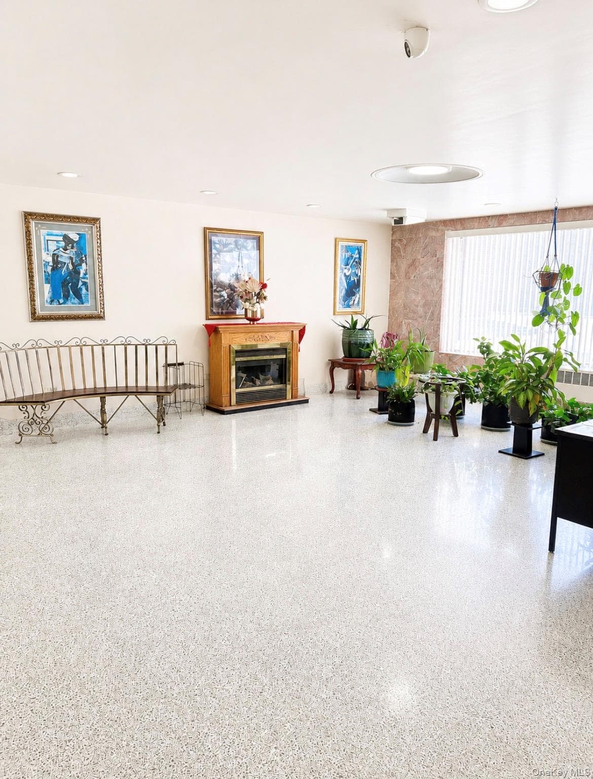 814 Tilden Street Unit: 1A thumbnail 2