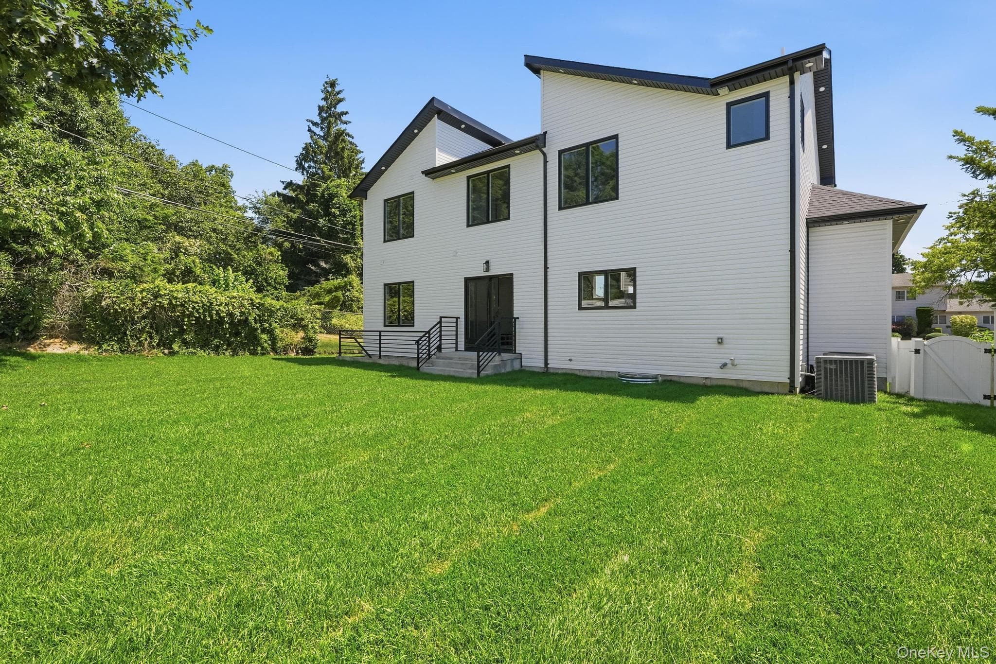 17 Gerhard Road thumbnail 22
