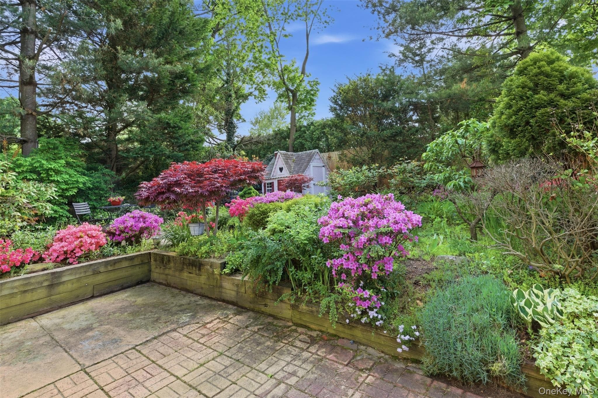 47 Onderdonk Avenue thumbnail 37