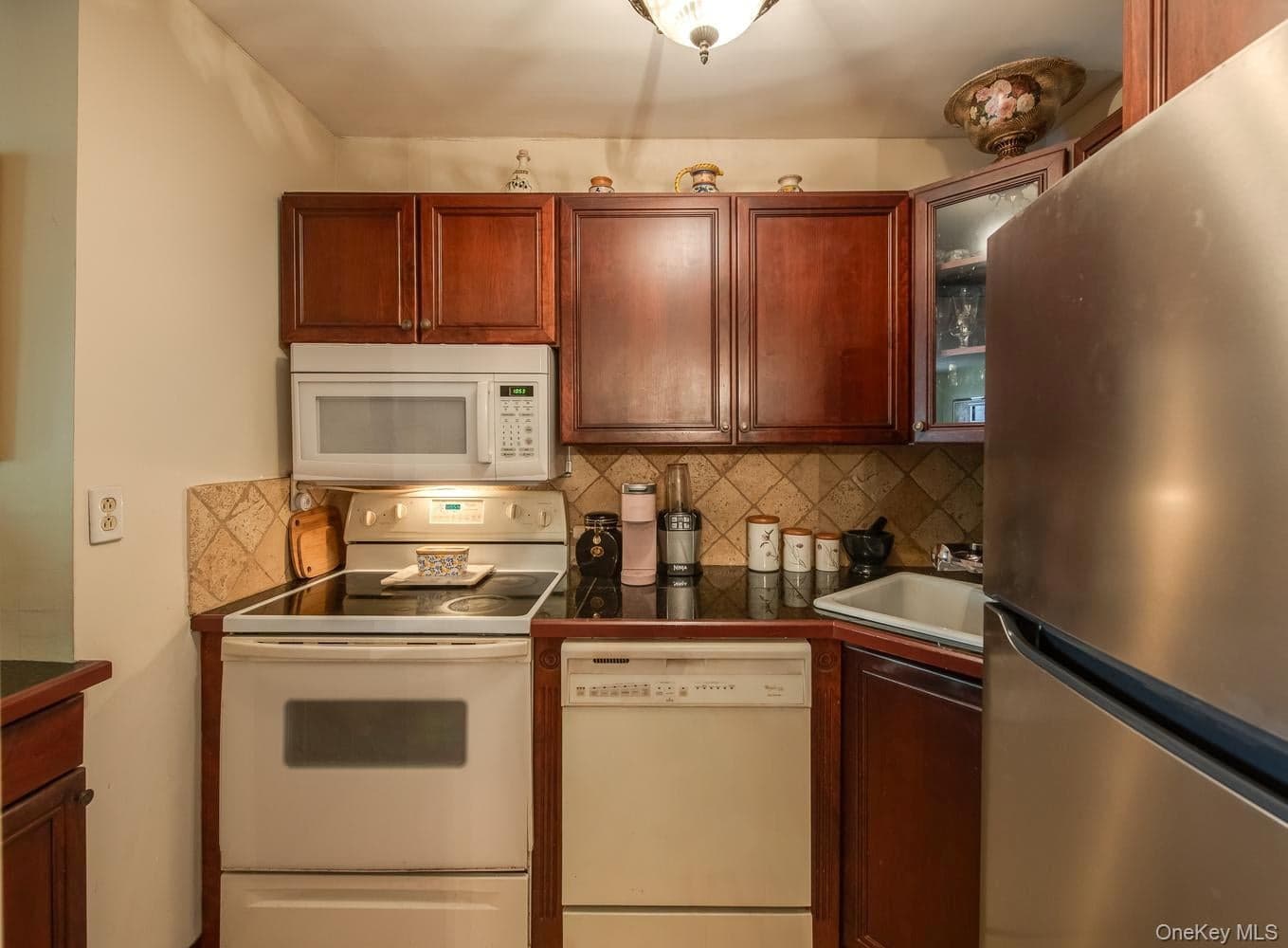 160 Academy Street Unit: 10N thumbnail 10