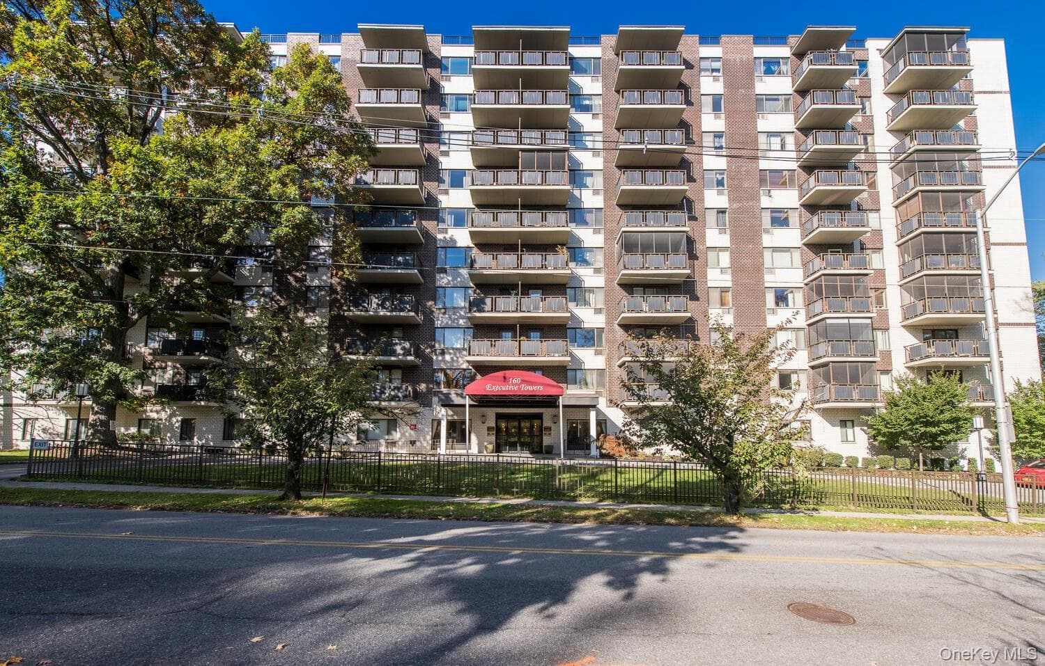 160 Academy Street Unit: 10N, Poughkeepsie