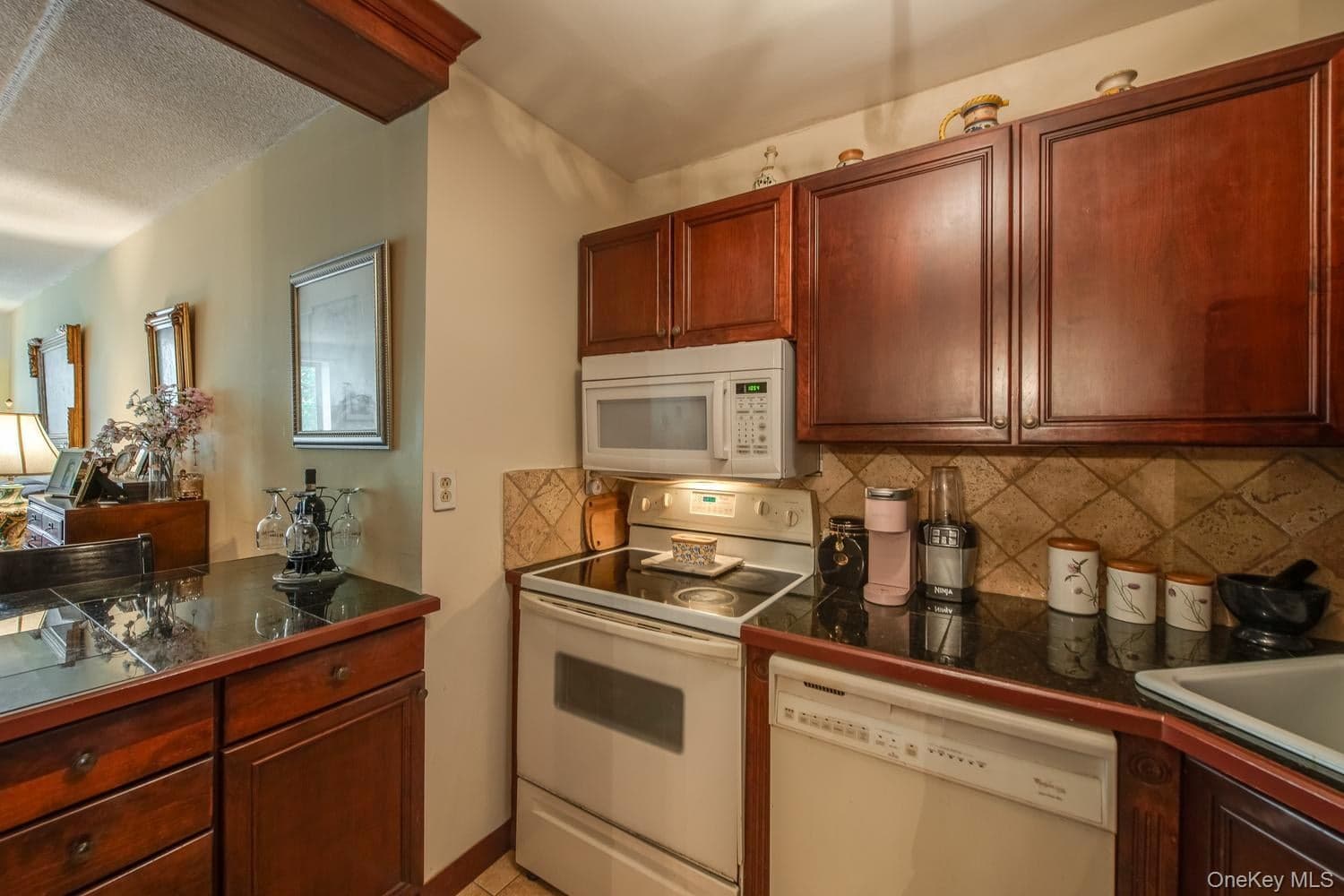 160 Academy Street Unit: 10N thumbnail 8