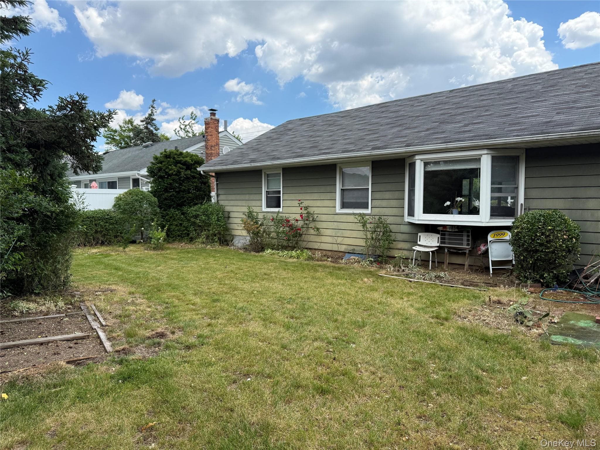 2582 Oceanside Road thumbnail 17